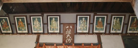 堂内、八祖大師の画像